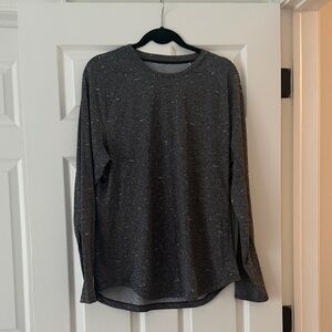 lululemon athletica Men Dark Gray Long Sleeve Tee